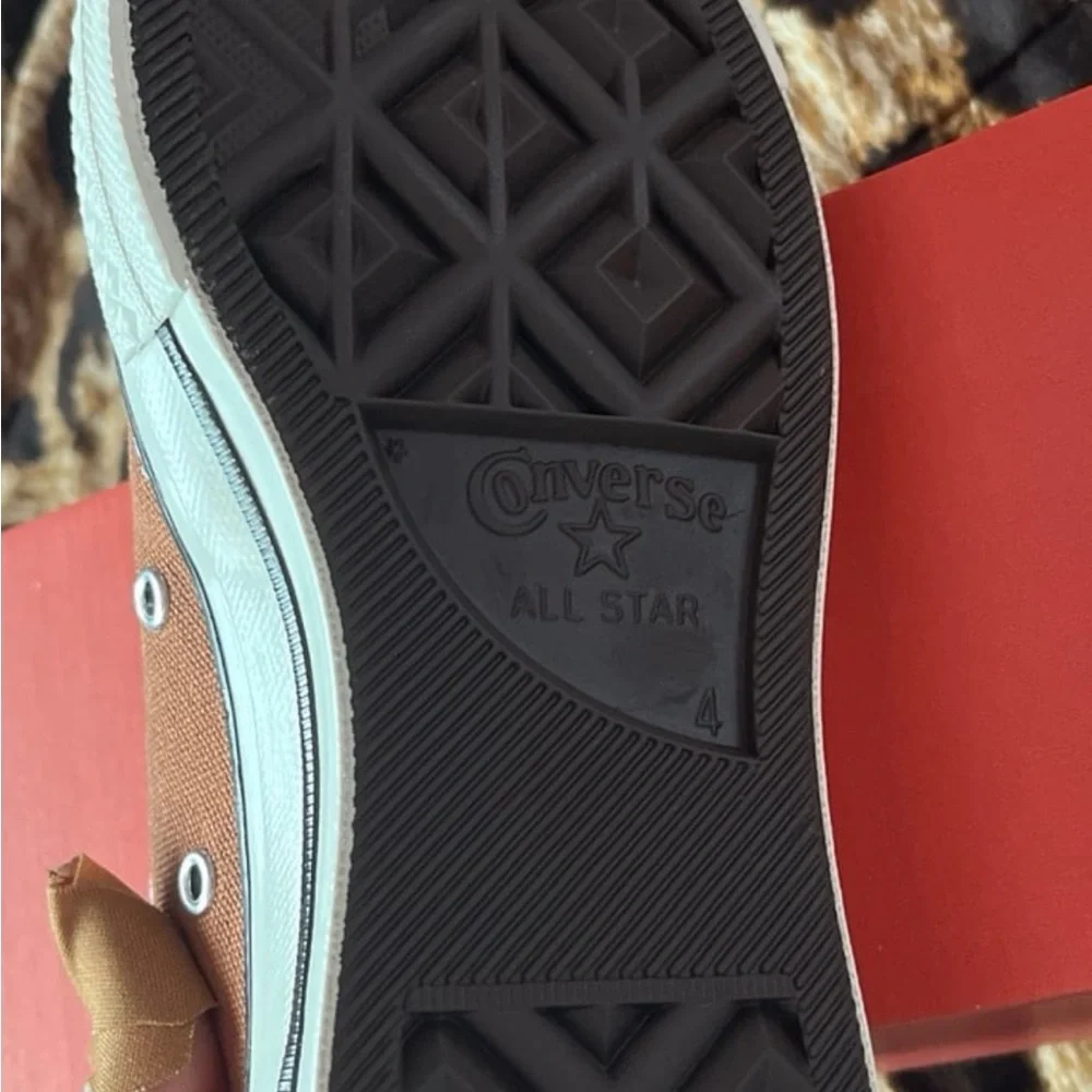 COPY - Converse brown brand new ! - Picture 6 of 6